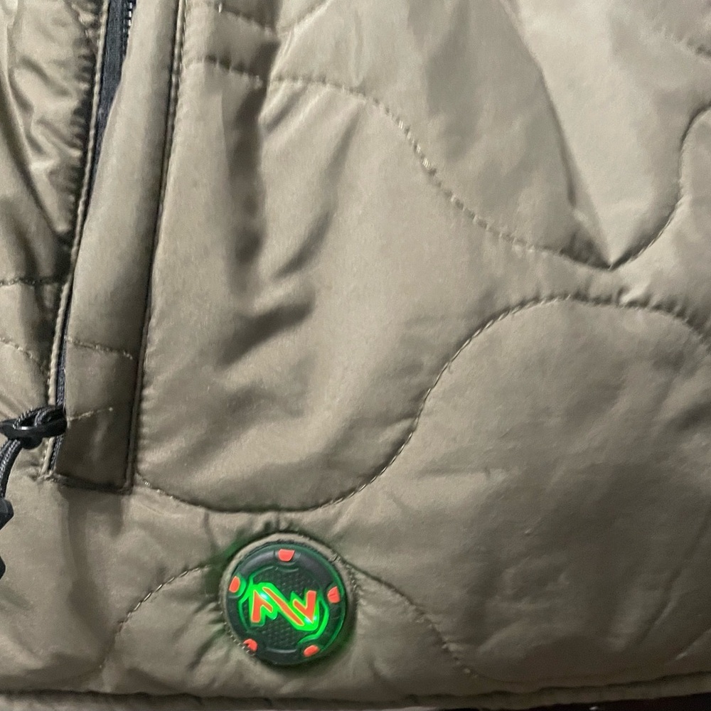 Mobile Warming Heated Coat/Jacket Olive Green with 2 Batteries Size Sm-Med - Picture 10 of 16